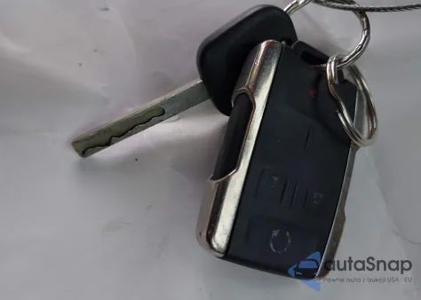 2016 Chevrolet Silverado 1500 1Lt из США, поврежденный, VIN 3GCPCREC7GG146477